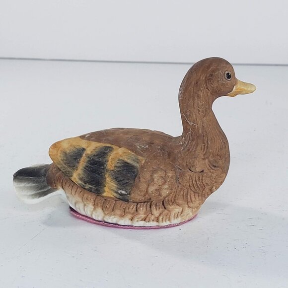 Vintage Duck Ceramic Figurine With Felt Base Brown Mallard Cottage Core - Picture 4 of 8